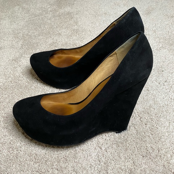 Gwen Stefani L.A.M.B. “Plum” Wedge Heels - 6.5 - Picture 2 of 16